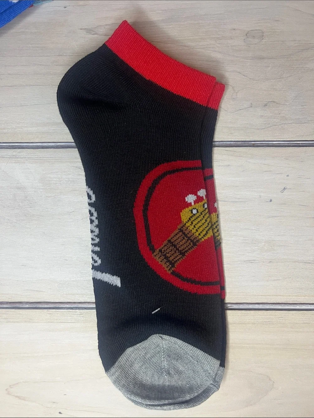 3 pr Fender Men's Guitar Pattern Ankle & Crew Socks - Red, Blue, Black